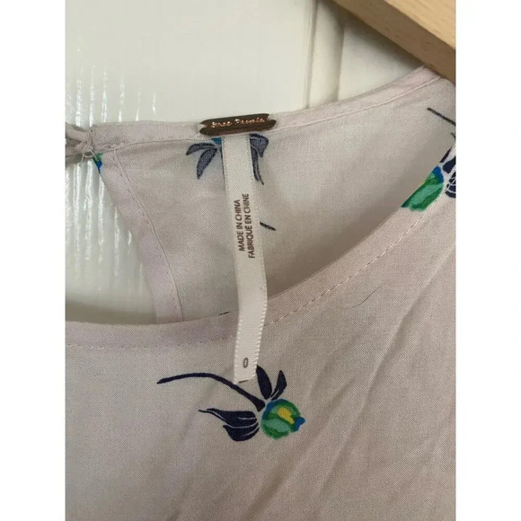 Free People White 100% Rayon Keyhole A-Line Dress Size 0 - Picture 2 of 7